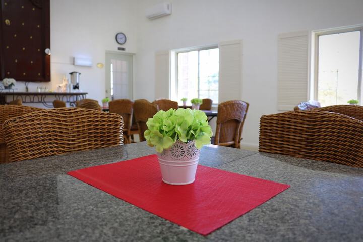 Dining Photos