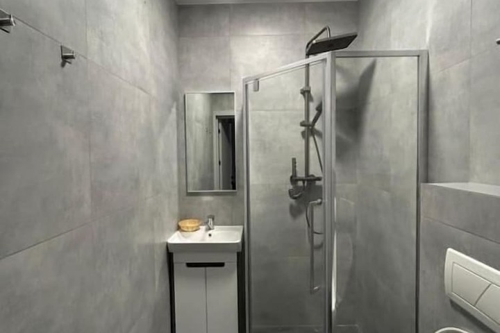 Room 19 of 27