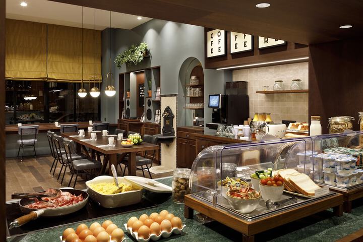Breakfast buffet
