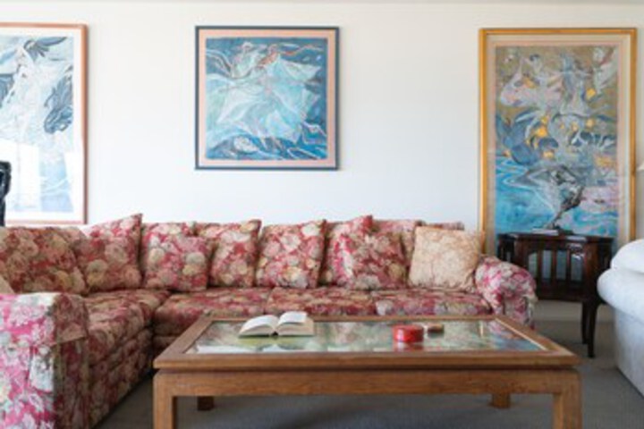 Room 9 of 26