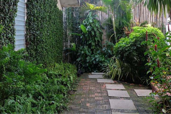 Property Grounds 26 of 41