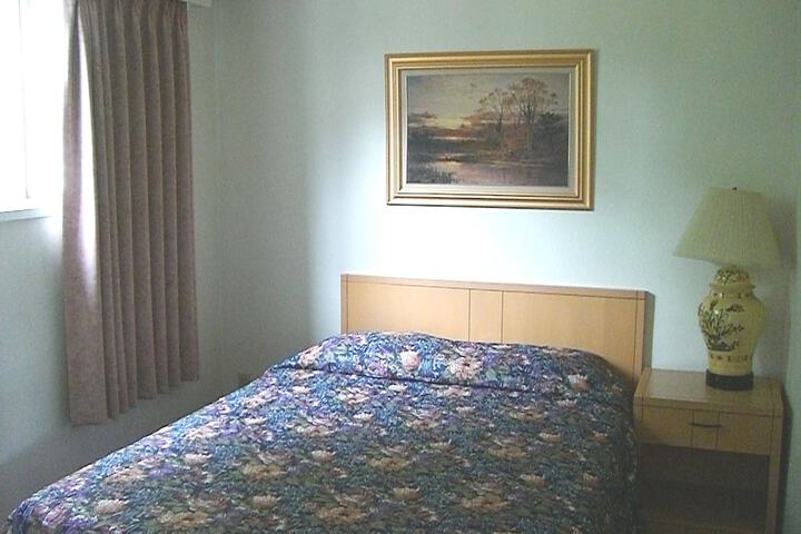Room 5 of 42