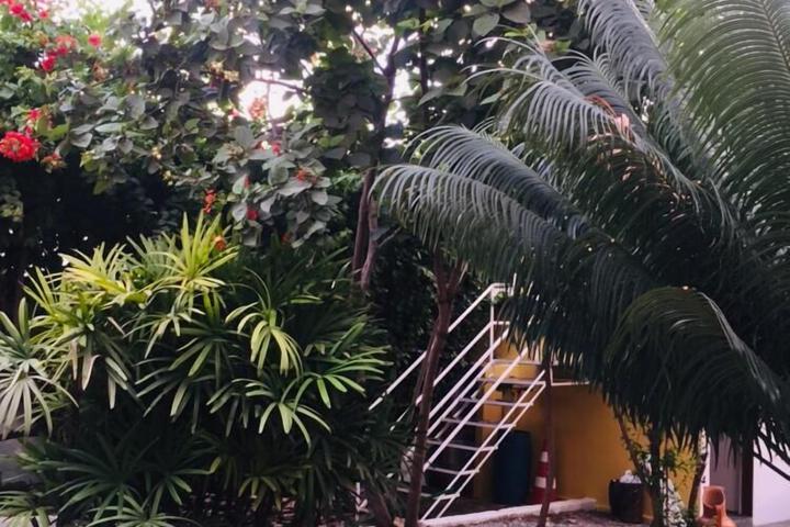 Hotel Exterior 14 of 33