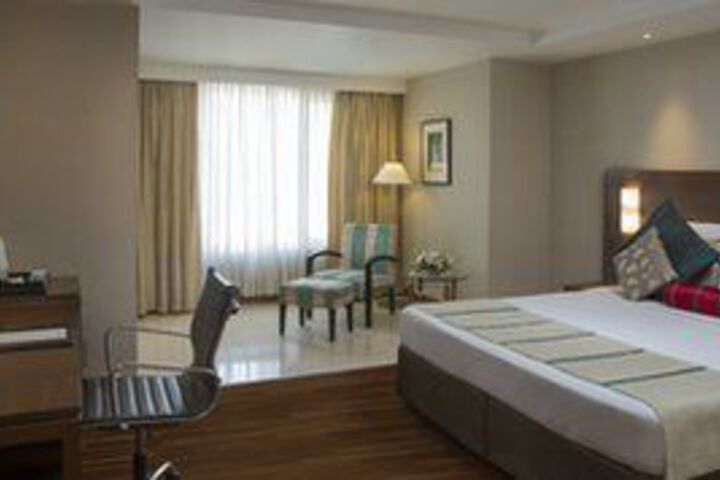 Room 10 of 45