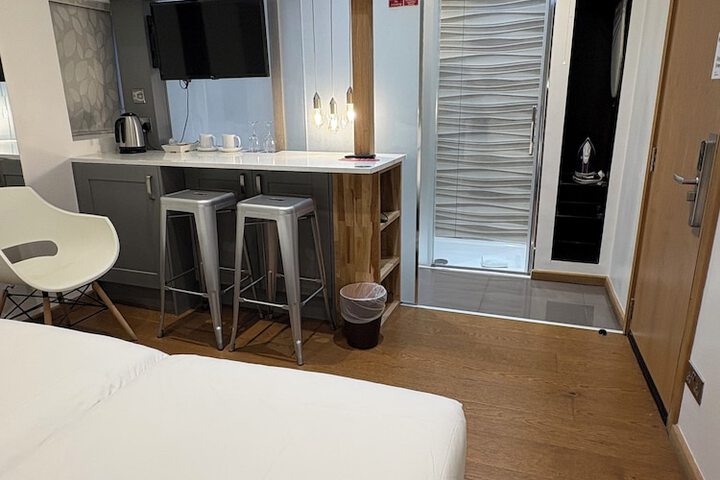 Room 25 of 52