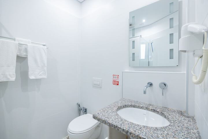 Room 45 of 62