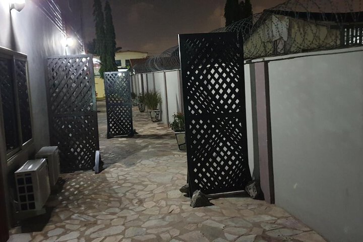 Property Grounds 27 of 33