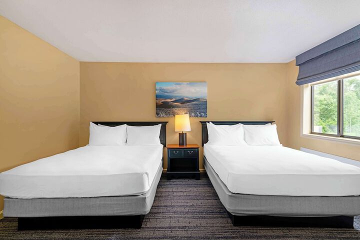 Suite 1 King Bed Second Floor Sofa Bed Kitchen Separate Living Area WiFi Full Breakfast (33 of 34)