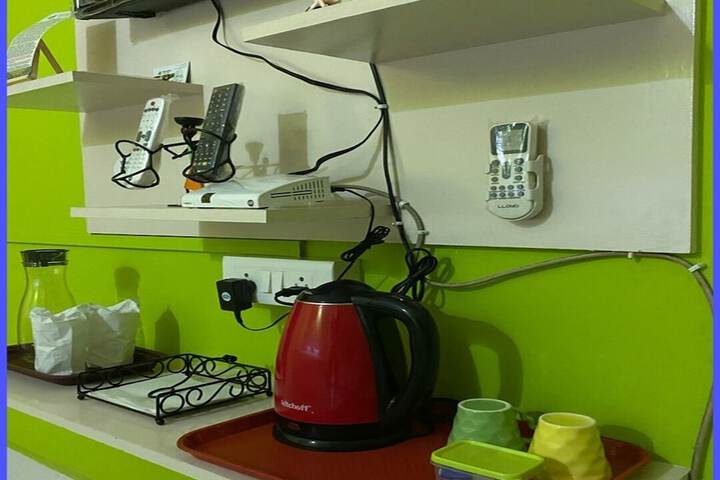 Room 6 of 37
