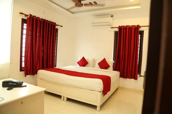 Room 3 of 13