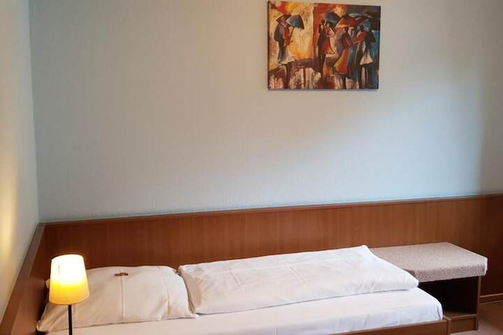 Room 8 of 61