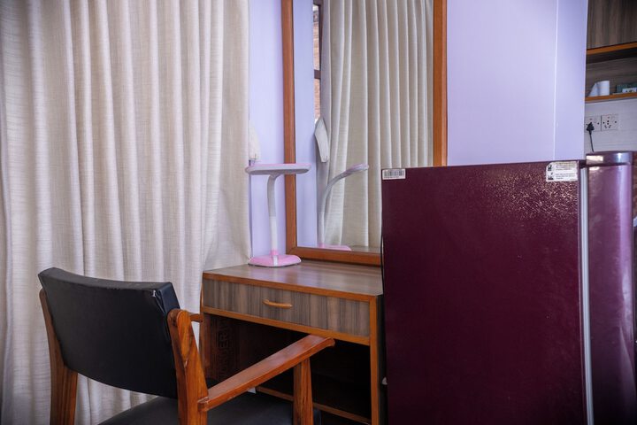 Room 17 of 90