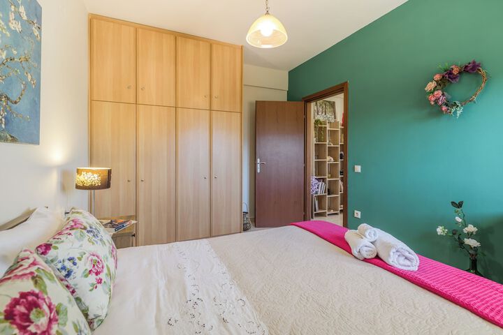 Room 4 of 17