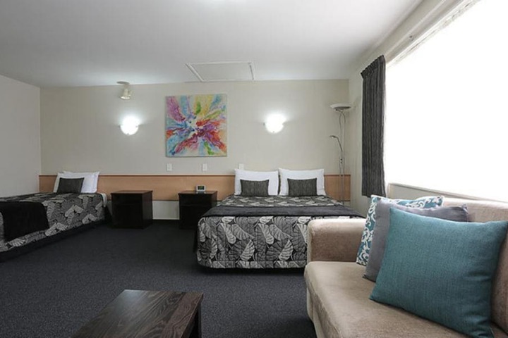 Room 11 of 41