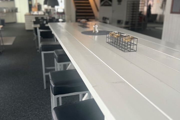 Dining 63 of 82