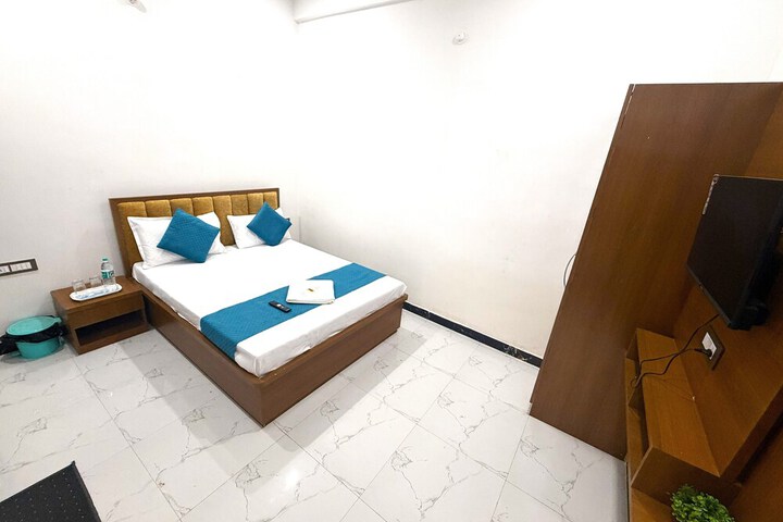 Room 26 of 71