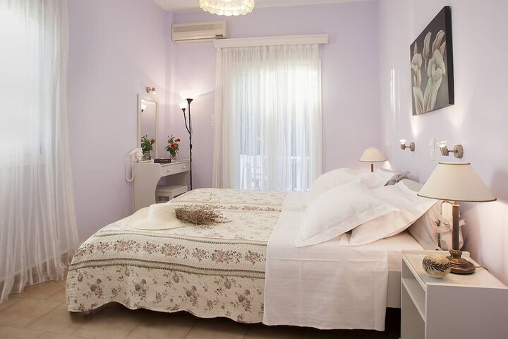 Room 7 of 43