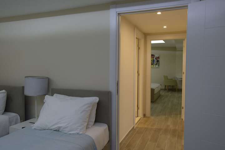 Room 20 of 46