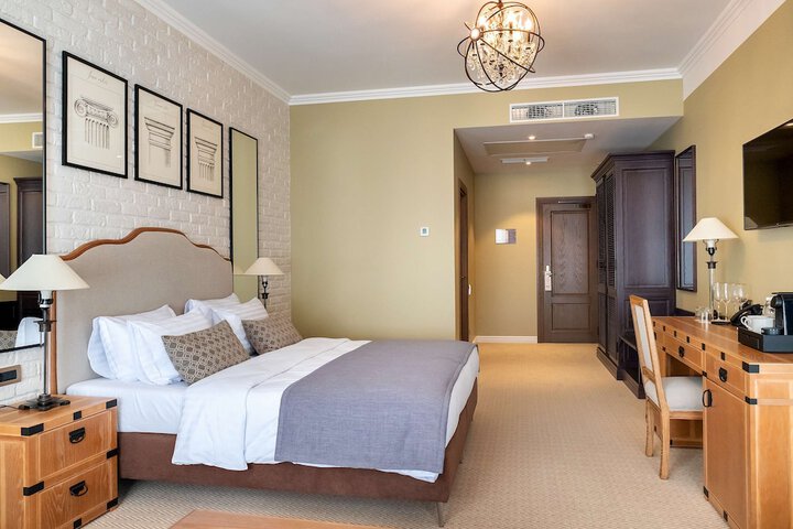 Room 19 of 116