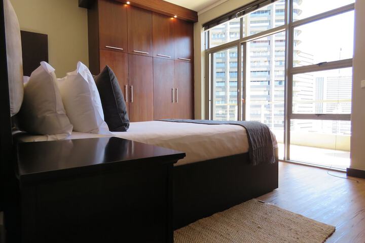 Room 19 of 111
