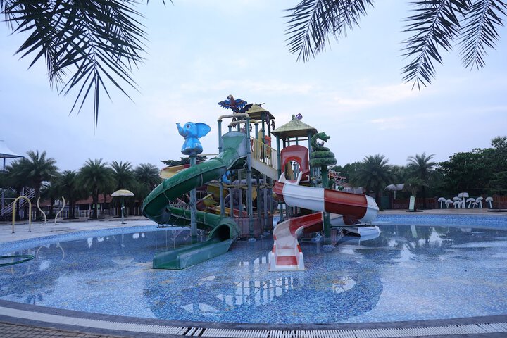 Pool 8 of 18