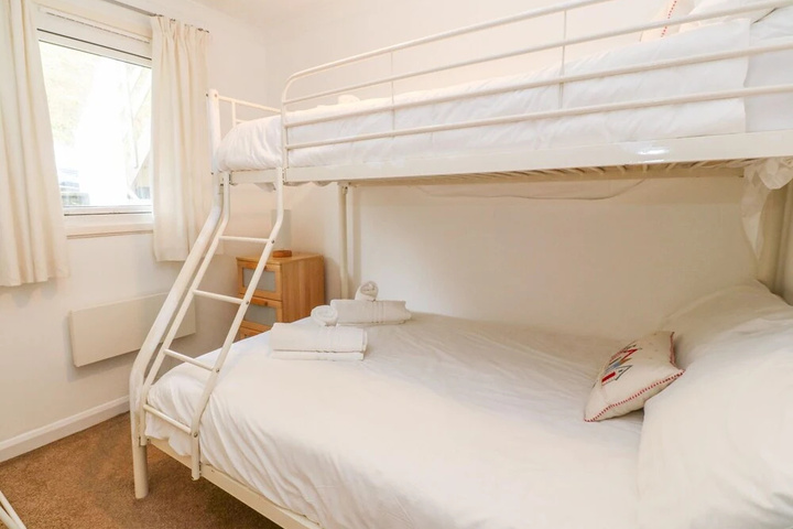 Room 4 of 21