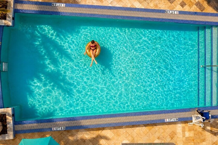 Swimming pool at CIRC Hotel by Hosteeva