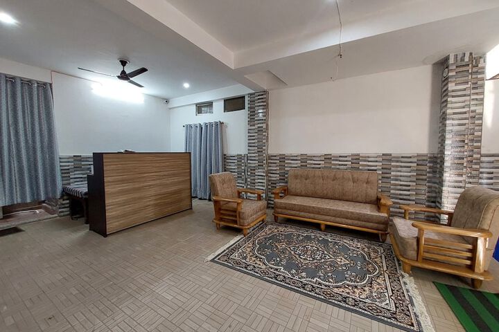 Manor Residency