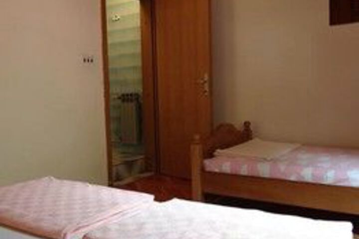 Room 15 of 45