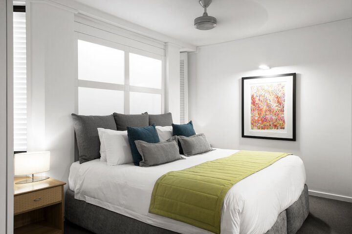 Room 2 of 181