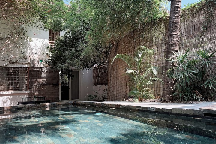 Hotel with Pool