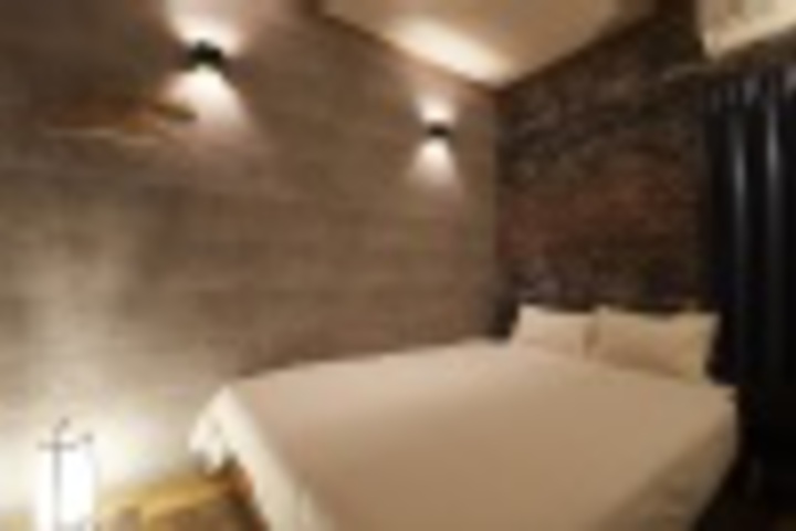 Room 207 of 288