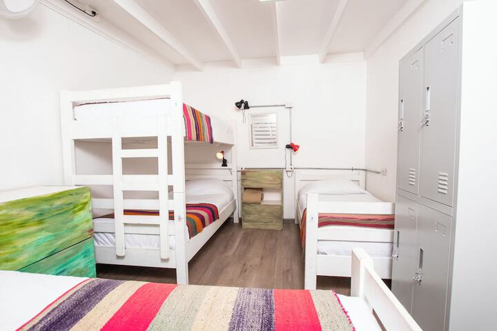 Room 18 of 37