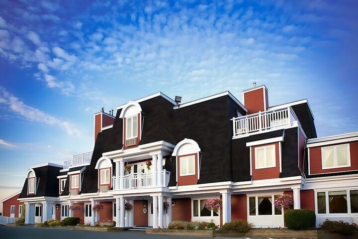Inn on the Lake