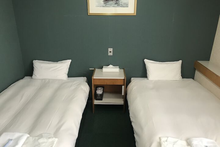 Room 15 of 139