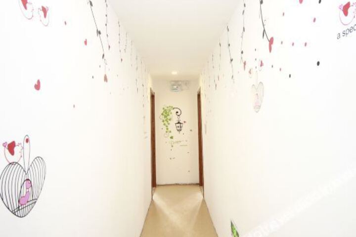 Hotel Interior 11 of 21