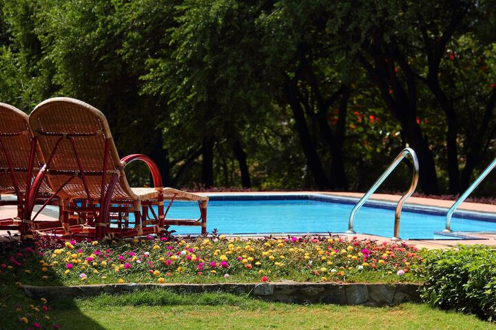 Pool Hotel