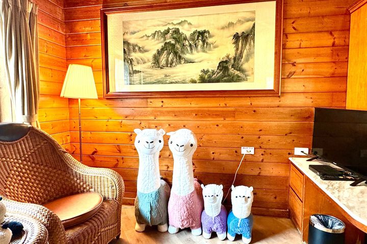 Room 34 of 59