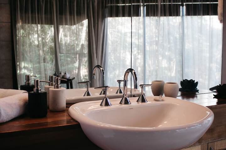 Bath Photo