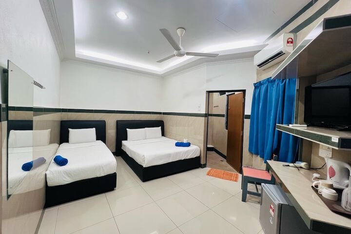 Room 25 of 61