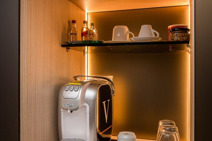 Room 30 of 50