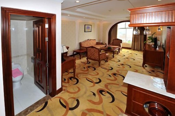Room 16 of 59