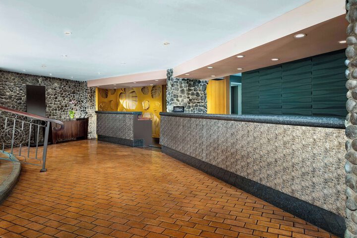 Hotel Interior 14 of 123