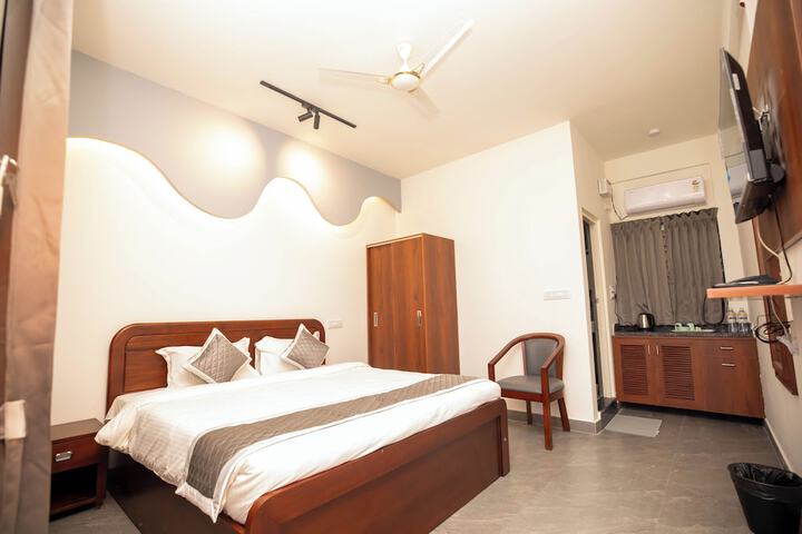Room 18 of 36
