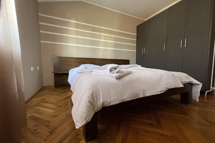 Room 19 of 21