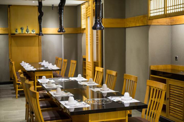 Dining 59 of 69