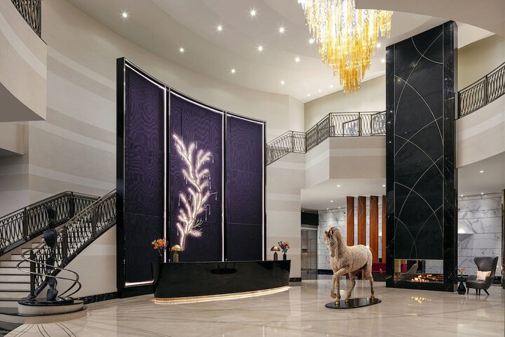 Hotel Interior 5 of 117