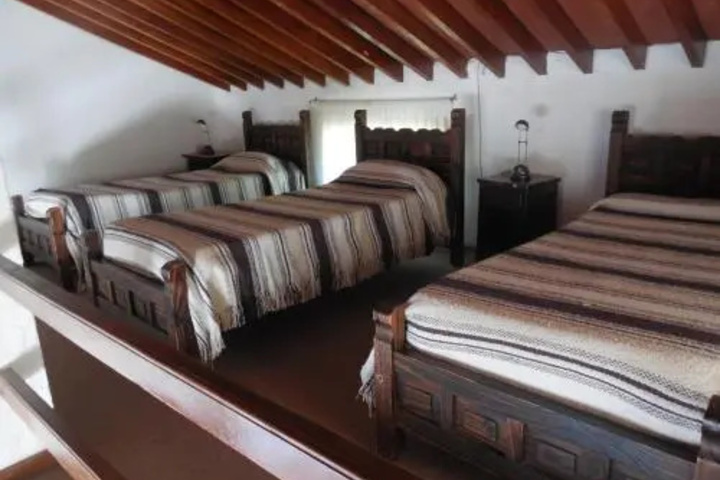 Room 3 of 13