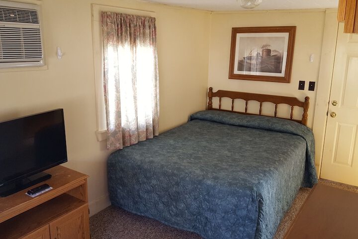 Room 9 of 68