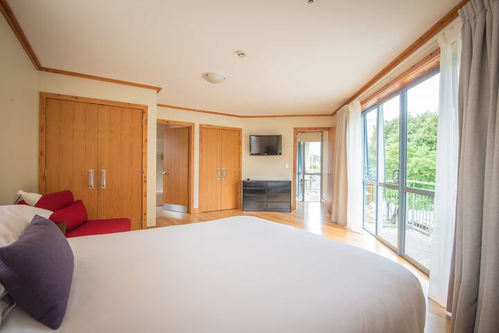 Room 26 of 58